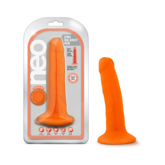 Consolador Blush Neo de 6 pulgadas de doble densidad con ventosa, color naranja neón