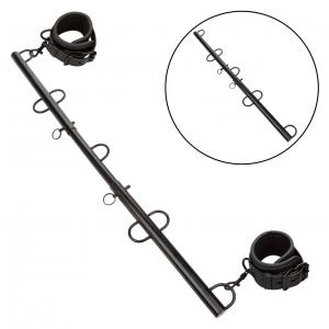 NOCTURNAL COLLECTION SPREADER BAR W/CUFFS